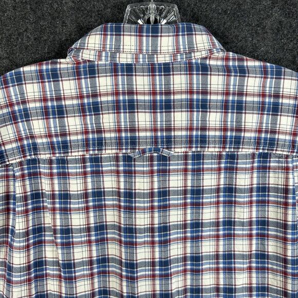 LL Bean Shirt Men’s Extra Large Red White Blue Plaid Pockets Casual Button Down - Picture 4 of 8